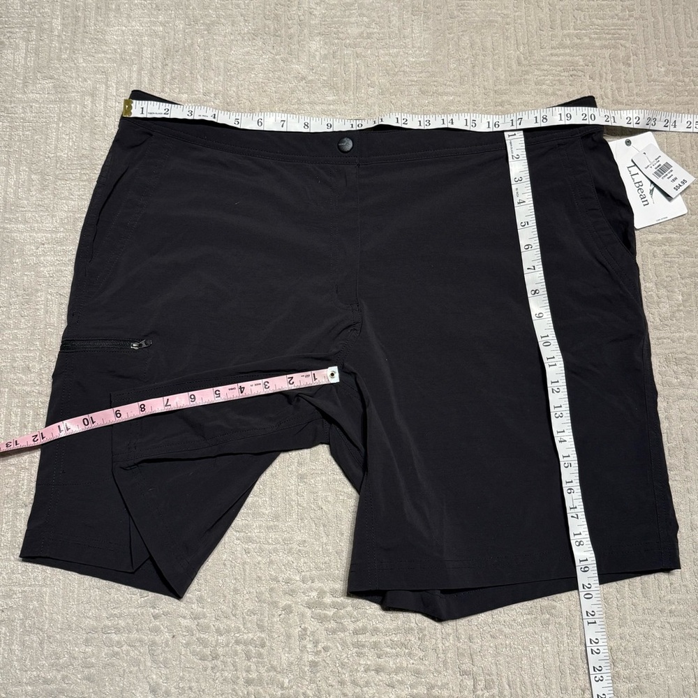 NWT L.L. Bean Comfort Trail Shorts 9” Hiking 4 way stretch UPF 40+ Women’s 18W - Picture 2 of 5